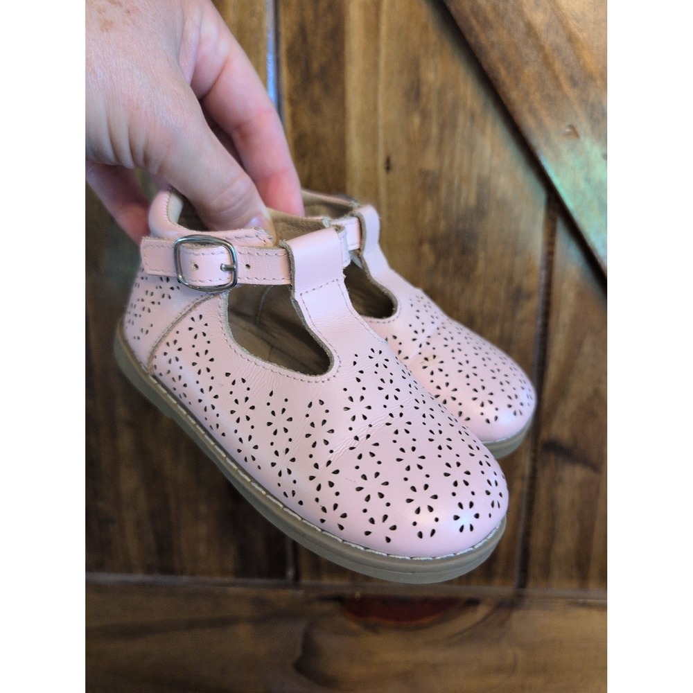 Tiny Toes Pink Cutout T Bar Buckle Shoes Sz 9